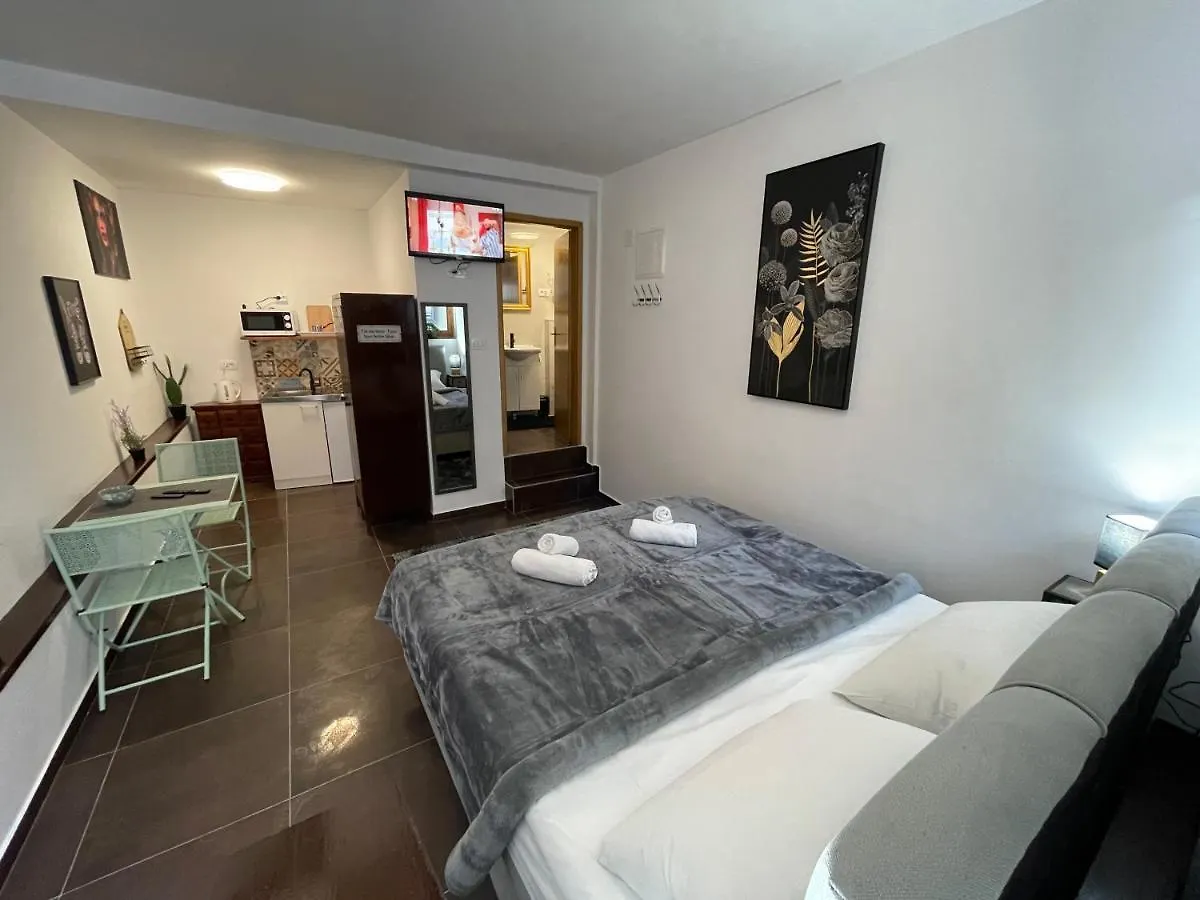 Tequila Apartments (Adults Only)  Zadar